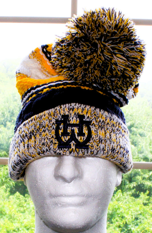 WH Pom Pom Hat